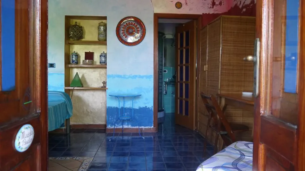 Villino Miraglia Bed & Breakfast Lingua